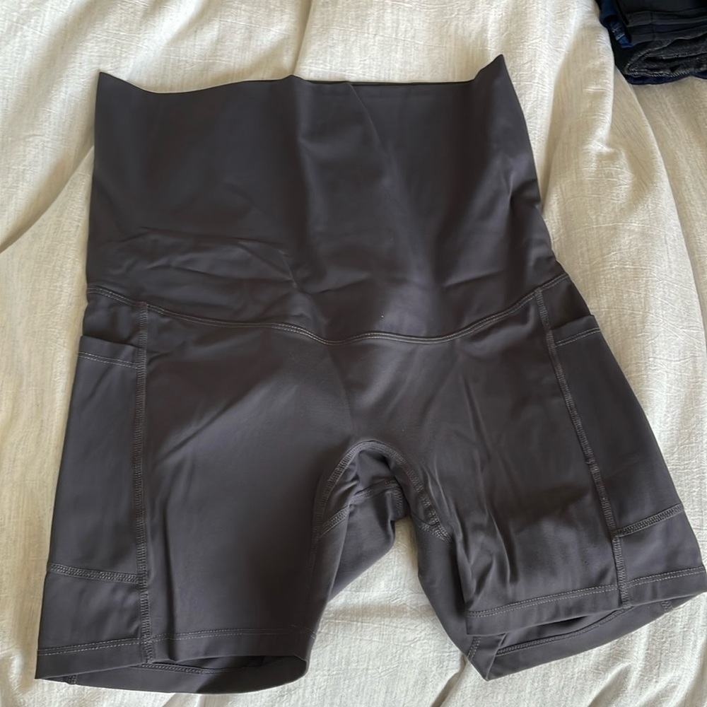 Maternity shorts